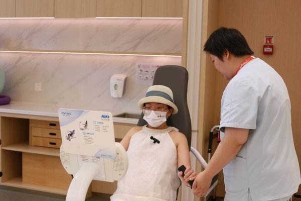 长宏网 有人苦寻靠谱养老院，有人入住“老年版迪士尼”……当你老了，谁来为你规划晚年